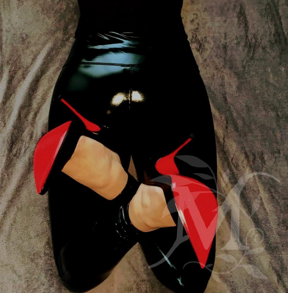 INNOVATIVE Fetish (foot lovers)soft dominatrix ? 1