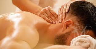 BODYMASSAGE  E UN MASSAGGIO OLISTICO DEDICATO S TE. 3