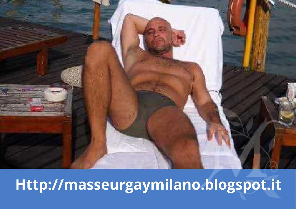 Massaggiatore gay bisex a domicilio 3484945271  1