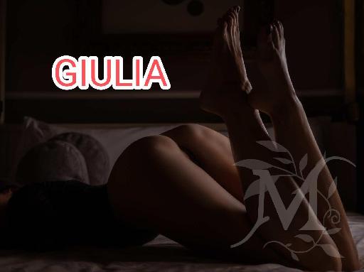 Giulia Italiana e Sensuale 5